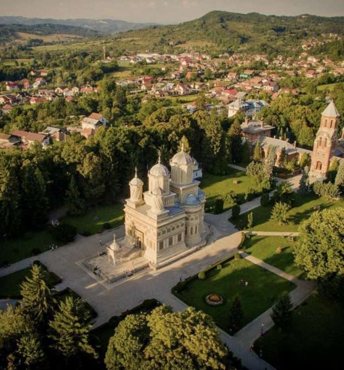Manastirile Argesene - Program de 1 Zi