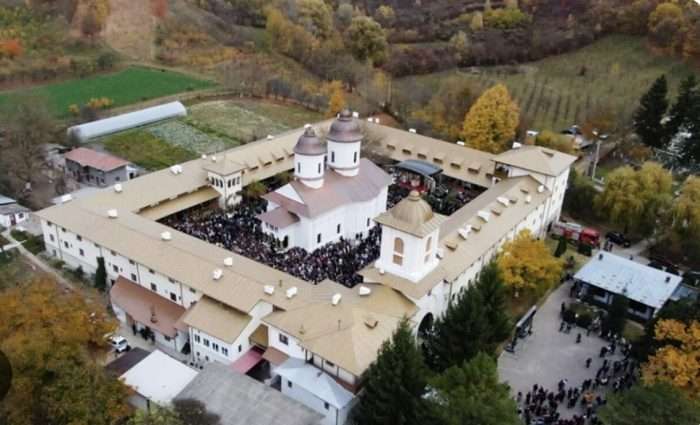 Program de 1 Zi – Manastirile din Dambovita - imagine 3