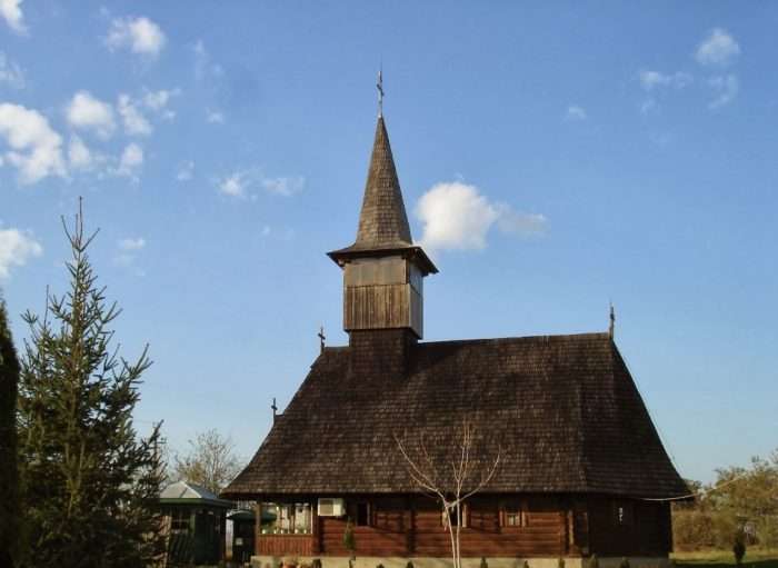 PELERINAJ LA BISERICA LETCA – HRAM - imagine 4