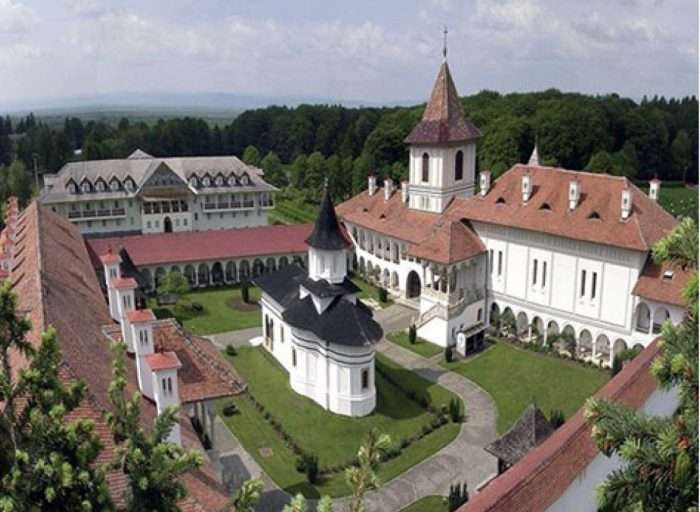 Pelerinaj in Ramnicu Valcea, Tg Jiu- Petrosani, Hateg-Prislop, Valea Oltului