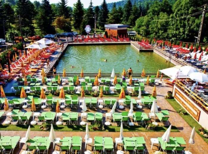 O zi de relaxare si voie buna la Salina si Baia Rosie in Prahova - imagine 2