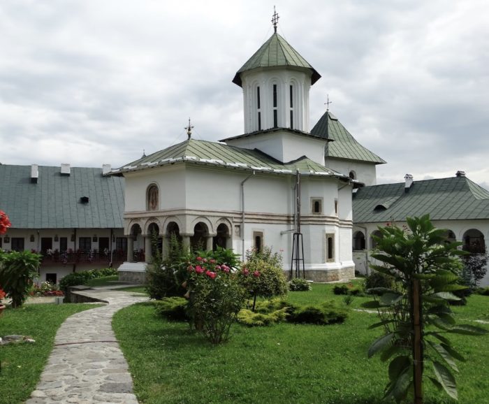 Pelerinaj 1 Zi – La Salina Ocnele Mari- Valcea - Govora - imagine 3