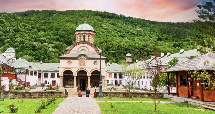 Pelerinaj in Hateg la Manastirea Prislop - imagine 5