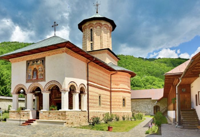 Pelerinaj cu rugaciuni, voie buna si relaxare in Duminica Floriilor - imagine 5