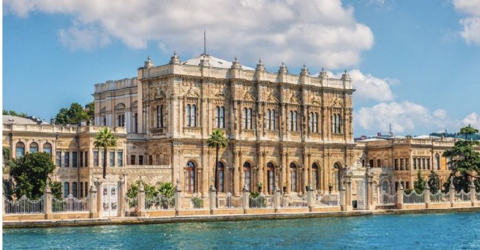 CIRCUIT  ISTANBUL – cel  mai faimos oras din Turcia, orasul de pe doua continente plin de traditie si frumusete ! - imagine 3