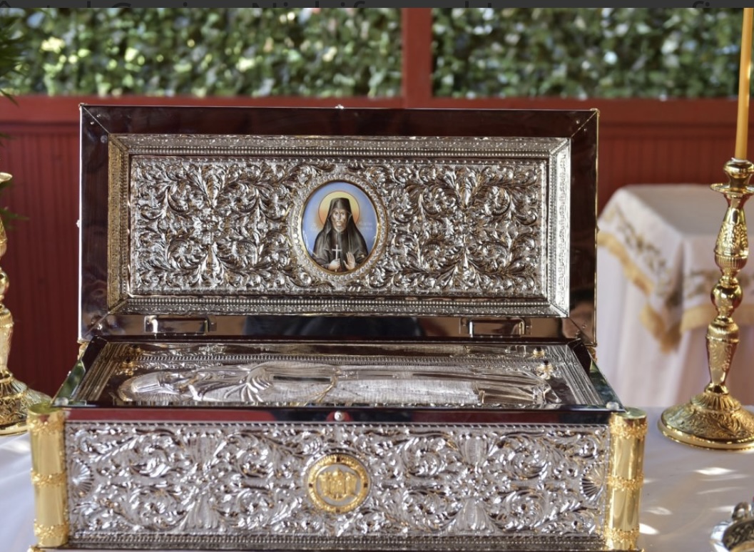 Pelerinaj - Hram – Sfantul Cuvios Nichifor Cel Lepros 3 Pelerinaj - Hram – Sfantul Cuvios Nichifor Cel Lepros - imagine 2