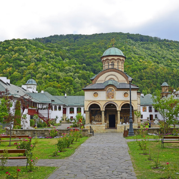 Pelerinaj Manastiri in Ro