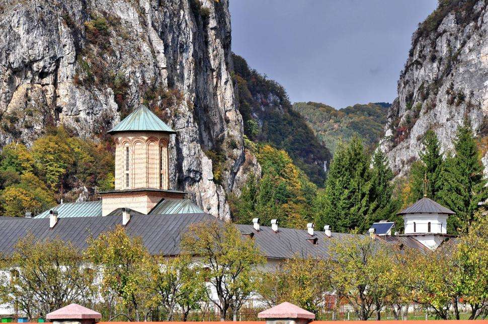 manastirea polovragi