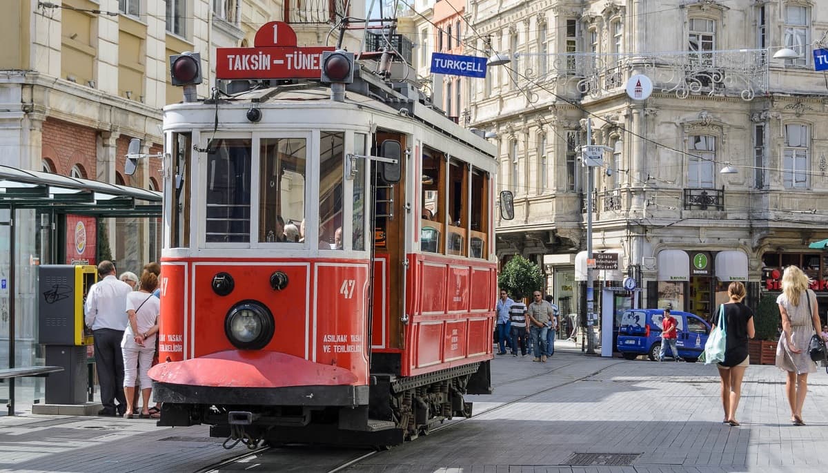 Pelerinaj in Istanbul – Hramul Acoperamantul Maicii Domnului 6 Pelerinaj in Istanbul – Hramul Acoperamantul Maicii Domnului - imagine 5